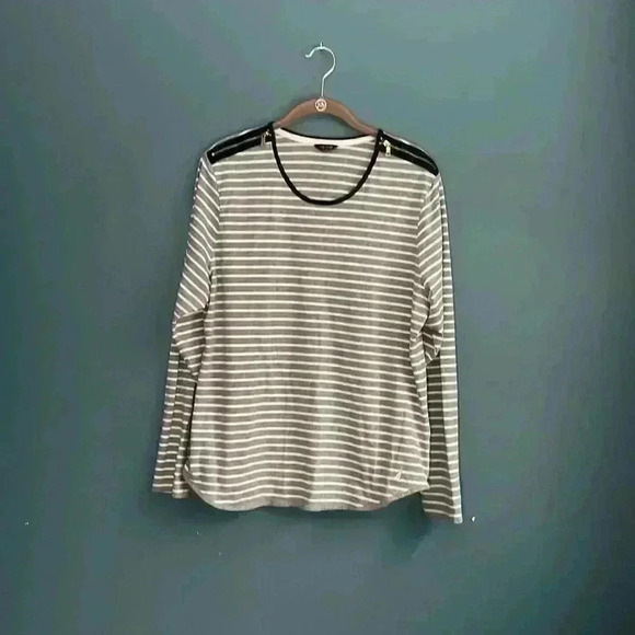 Nautica gray and white long sleeve shirt, zip shoulder women’s‎ size XXL - Picture 1 of 3